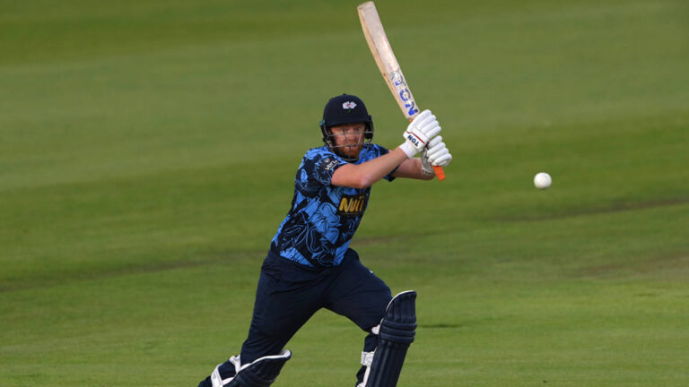 Jonny Bairstow Stars as Yorkshire Crushes Notts Outlaws in Vitality Blast 2 323314.6