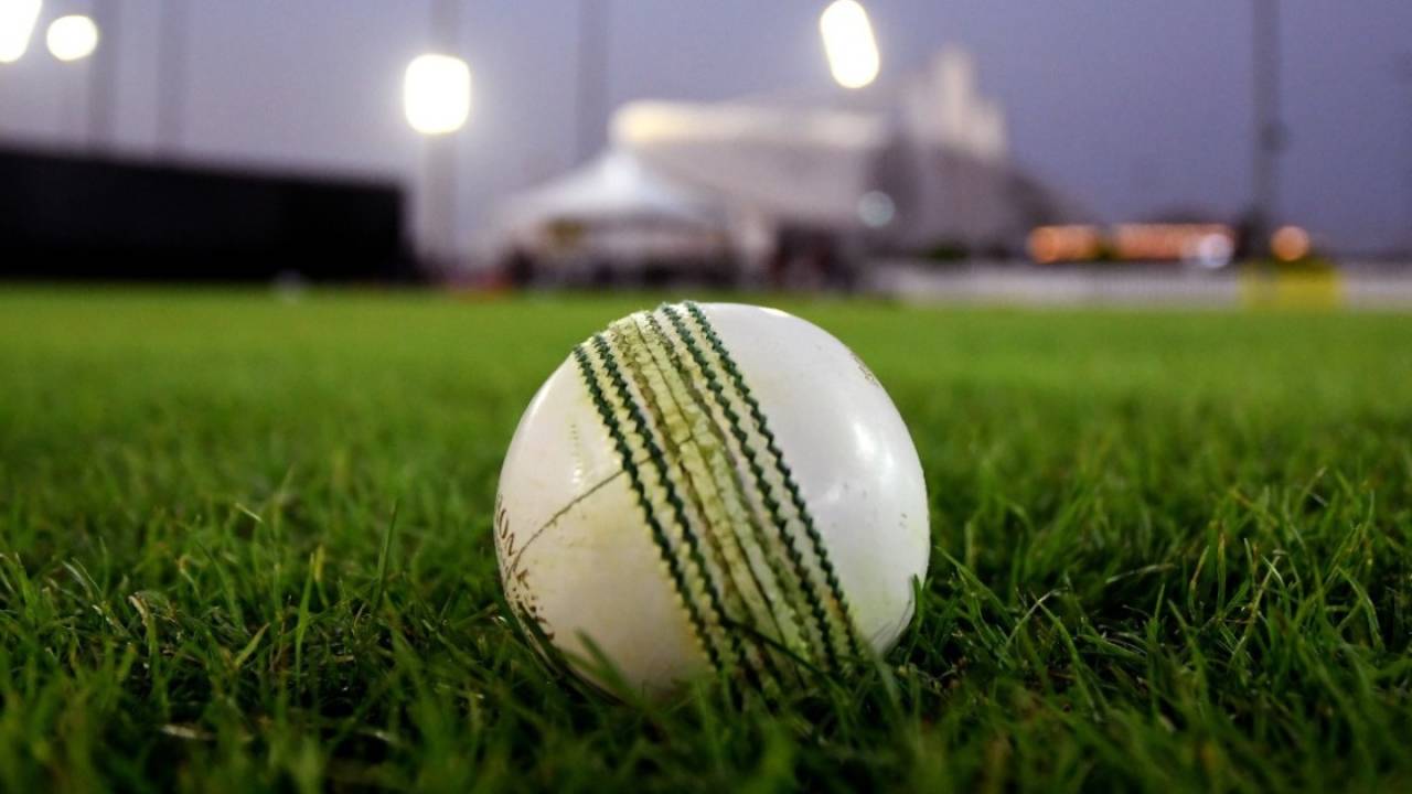 326758.6